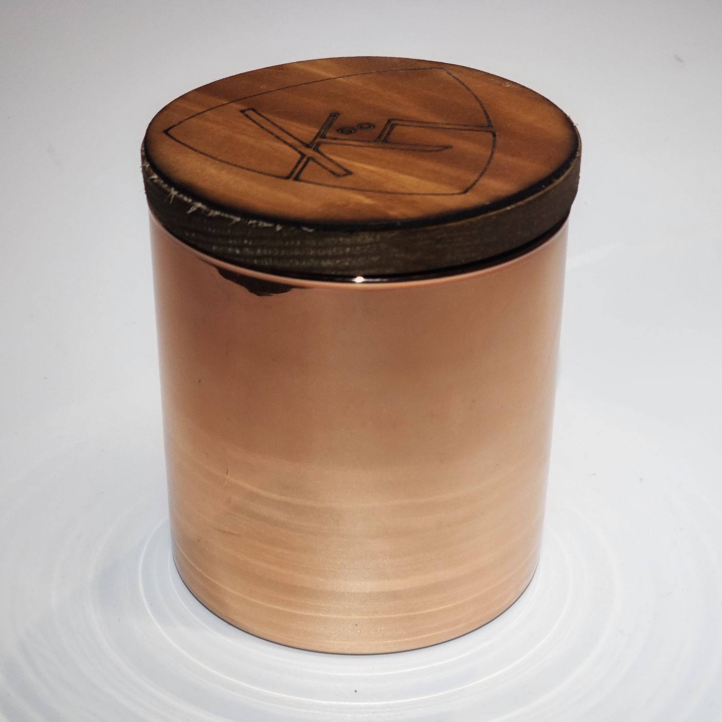 NEW Pure Beeswax Candle 8oz | Cedar & Leather - Kühn - Products For Men
