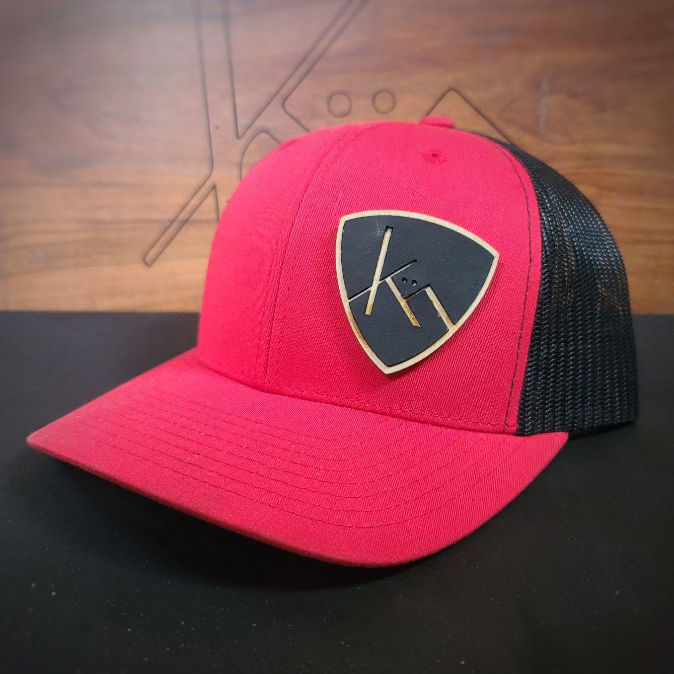 Hats | Snapback Trucker | Red/Black - Kühn - Products For Men